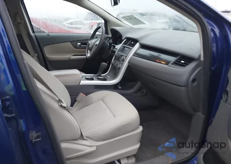 2013 Ford Edge Se z USA, uszkodzony, nr VIN 2FMDK3GC8DBE10638